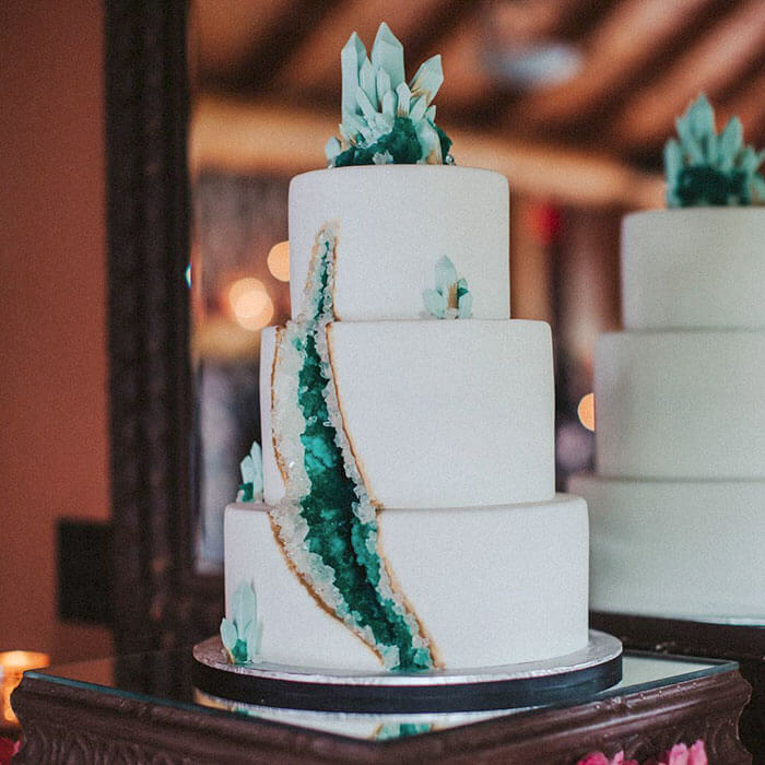 نقش ژئود بر روی کیک های عروسی